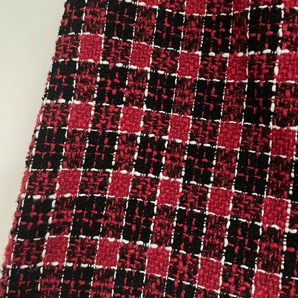 Stradivarius red plaid skirt, size US4 - Picture 4 of 5